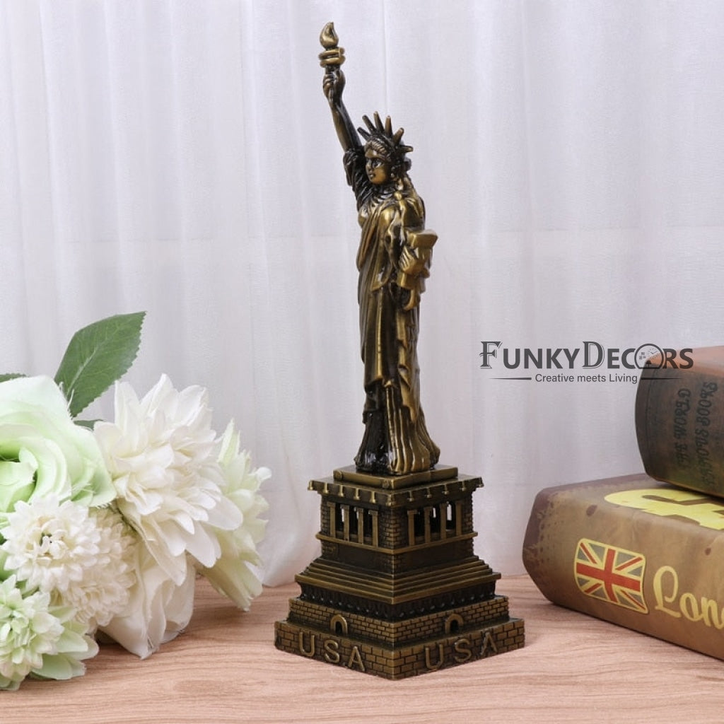 FunkyTradition Statue Of Liberty New York City Showpiece For Home Office Decor And Anniversary