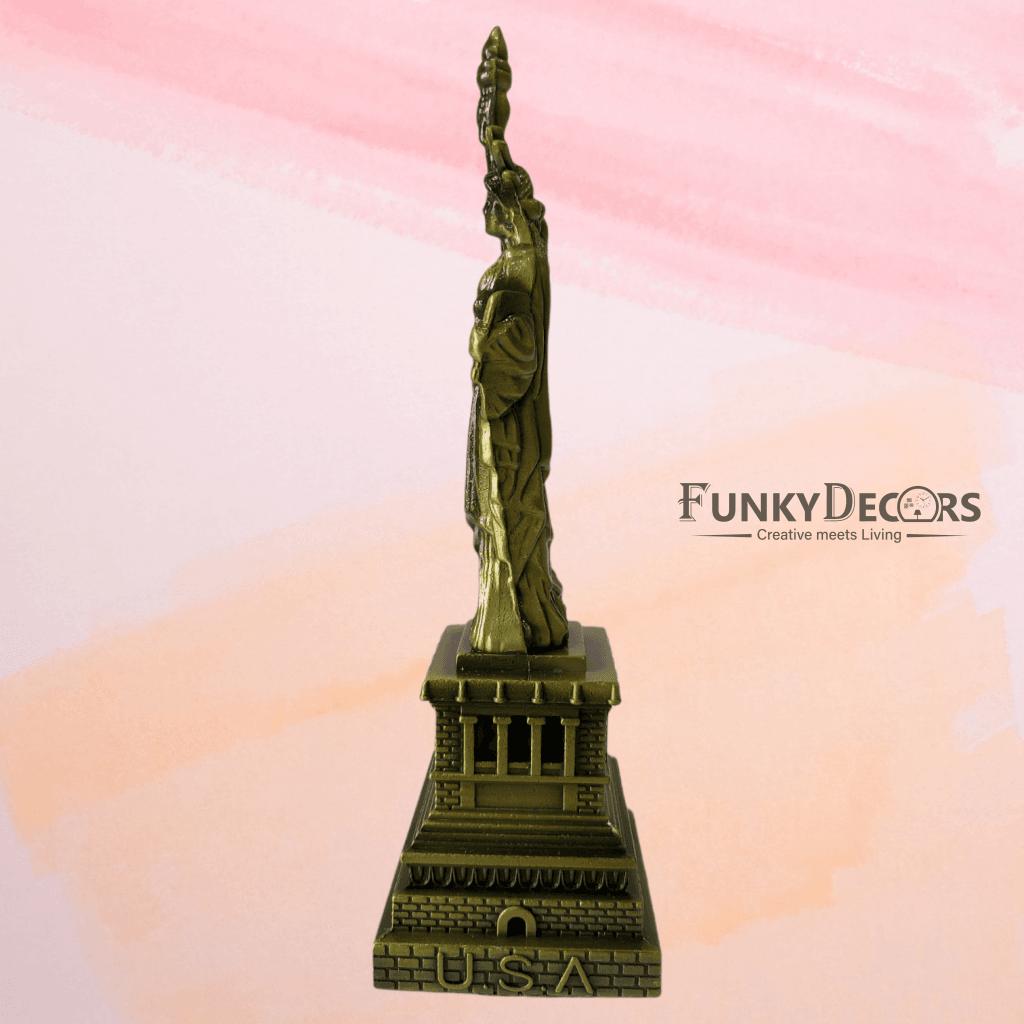 FunkyTradition Statue Of Liberty New York City Showpiece For Home Office Decor And Anniversary