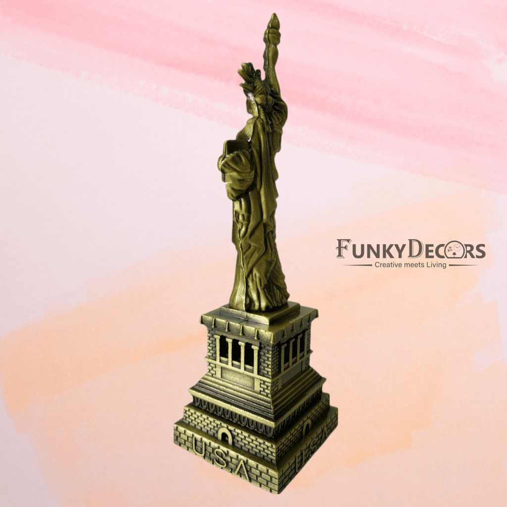 FunkyTradition Statue Of Liberty New York City Showpiece For Home Office Decor And Anniversary