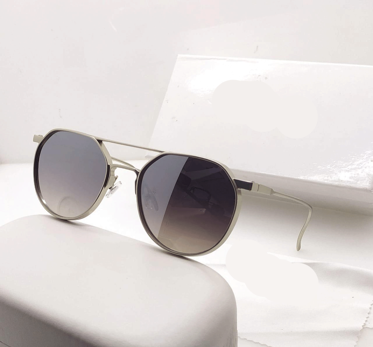 New Stylish Randeep Hooda Alloy Frame Pilot Sunglasses For Men And Women-FunkyTradition