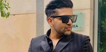 Kunal Khemu Oversized Square Sunglasses For Men And Women-FunkyTradition - FunkyTradition