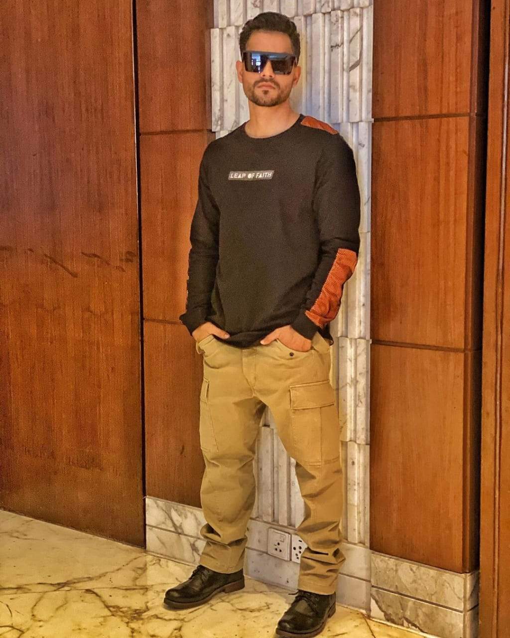 Kunal Khemu Oversized Square Sunglasses For Men And Women-FunkyTradition - FunkyTradition