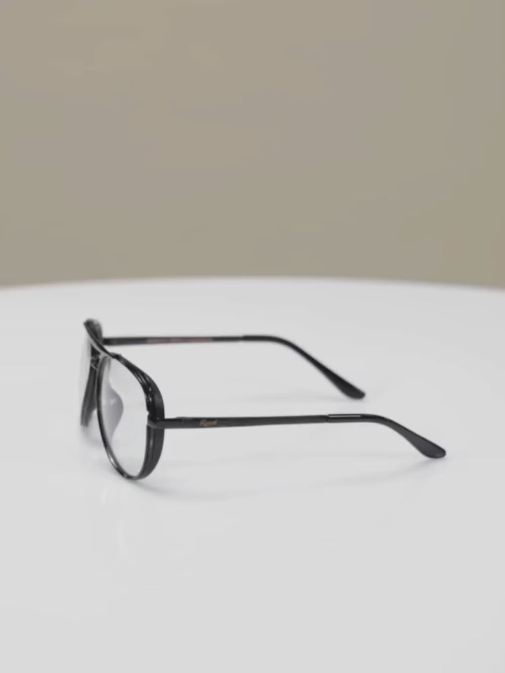 Photochromic and UV-Protected Black Aviator Sunglasses for Men & Women- FunkyTradition