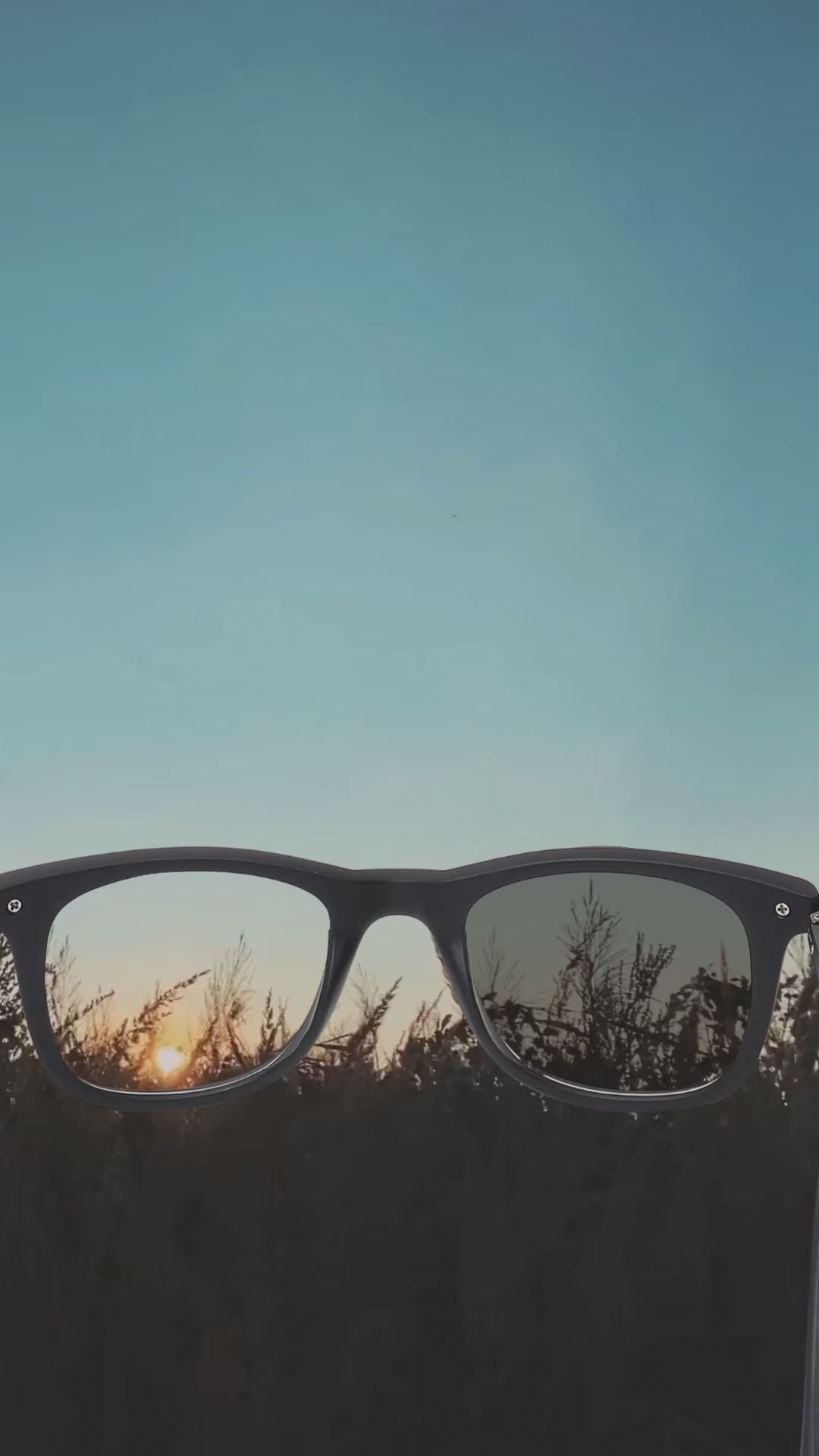 Photochromic and UV Protected Black Wayfarer Sunglasses For Men & Women- FunkyTradition