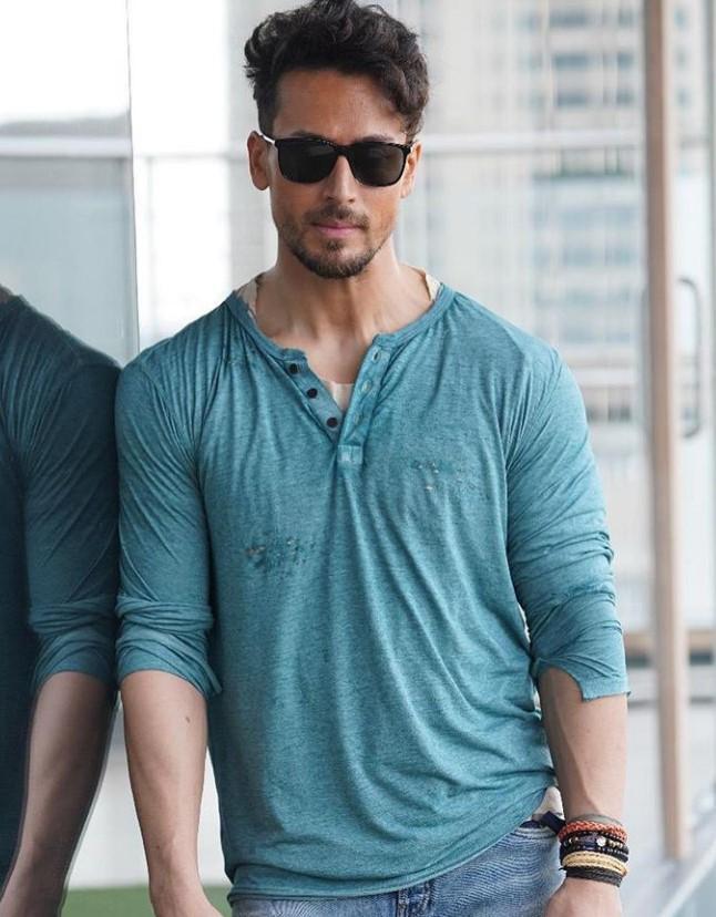 Tiger Shroff Stylish Square Mirror Vintage Sunglasses For Men And Women-FunkyTradition
