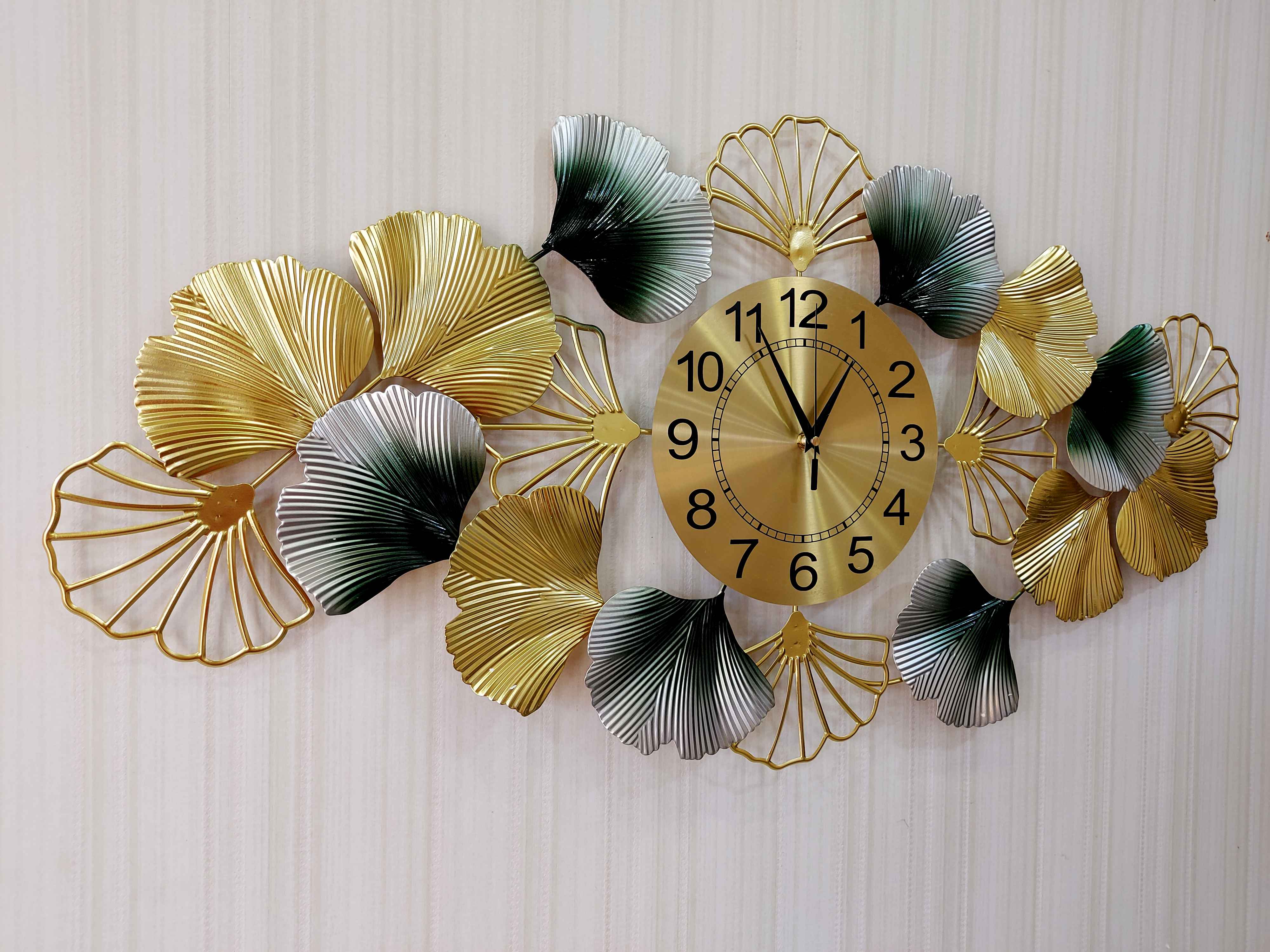 FunkyTradition Creative Luxury Decoration Multicolor Horizontal Flower Wall Clock , Wall Watch , Wall Decor for Home Office Decor and Gifts