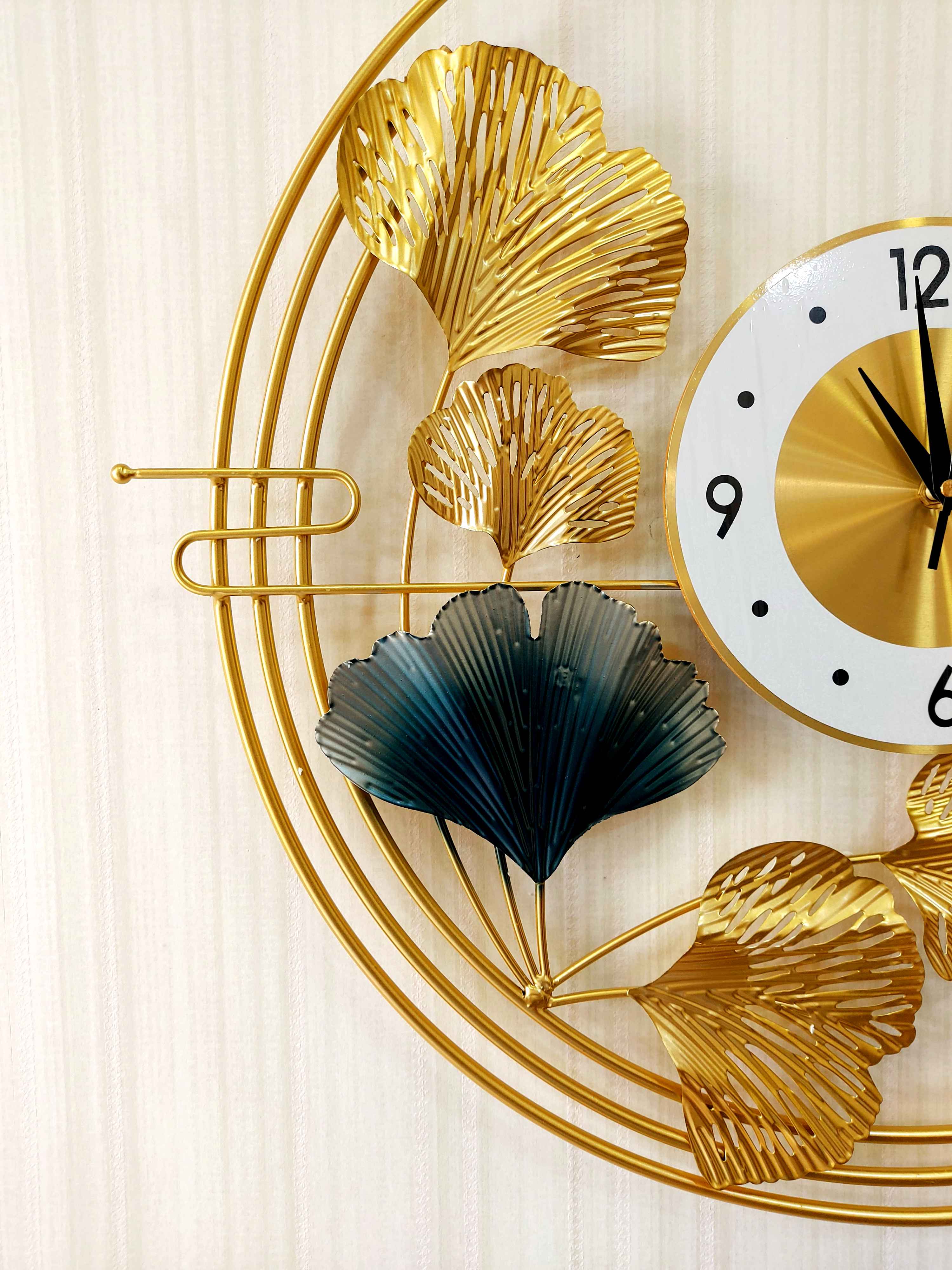 FunkyTradition Modern Minimalist Creative Colorful Leaf Shape Metal Wall Clock , Wall Watch , Wall Decor for Home Office Decor and Gifts 62 CM Tall